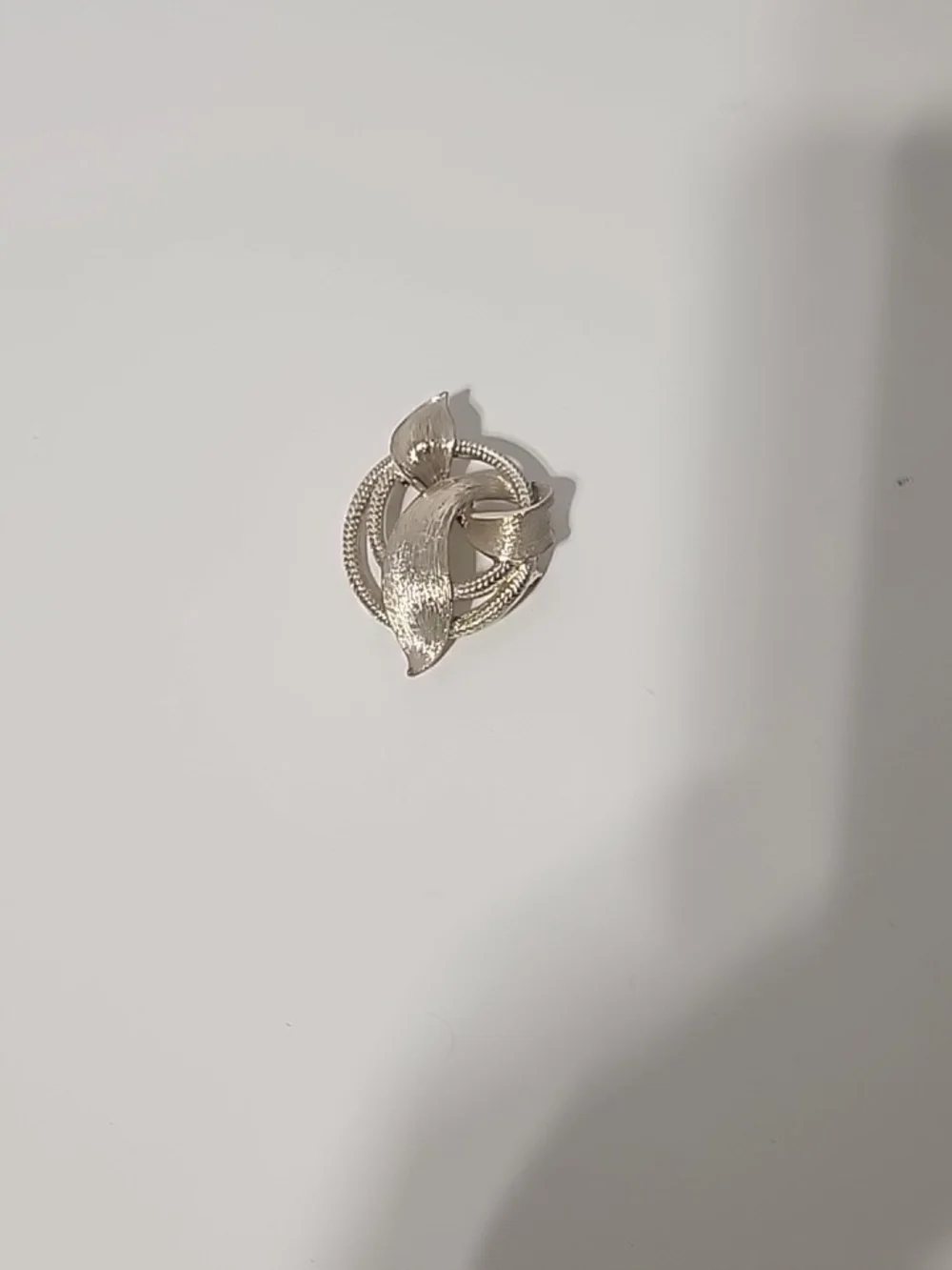 Polished Silver-Tone Sculpted Leaf Brooch - Women Jewelry